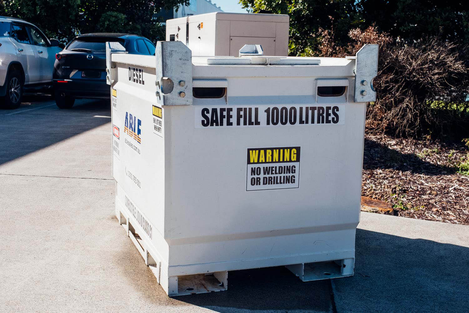 1000L bunded fuel cell